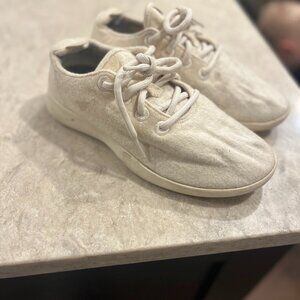 Women's Allbirds, size 7